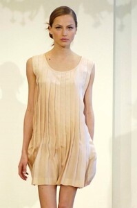 Alberta-Ferretti-Cruise-2008-03.jpg