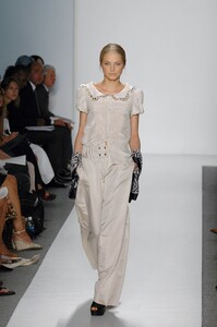 Alice-Roi-SS2006-01.jpg