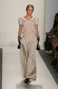 Alice-Roi-SS2006-05.jpg