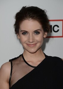 Alison_Brie_172.jpg