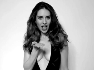 Alison_Brie_193.jpg