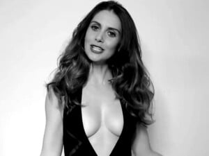 Alison_Brie_195.jpg