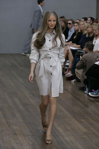 Aquascutum-SS2006-15.jpg