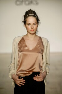 Araks-FW2006-02.jpg