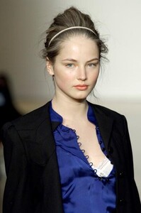 Araks-FW2006-15.jpg