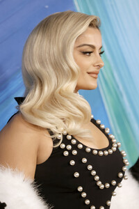 Bebe_Rexha_amfAR_Gala_Los_Angeles_2021_Arrivals_nnOxga8EXObx.jpg