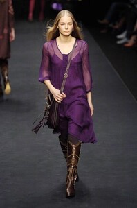 Betty-Jackson-FW2005-07.jpg