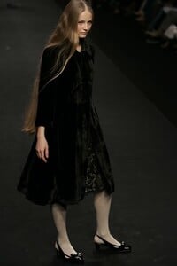 Betty-Jackson-FW2005-16.jpg