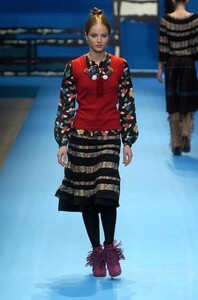 Cacharel-FW2005-06.jpg