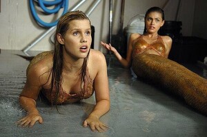 Claire-Holt-sexy-ass-blonde-24_FULL.jpg
