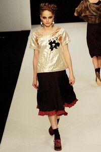 Clements-Ribeiro-FW2005-21.jpg