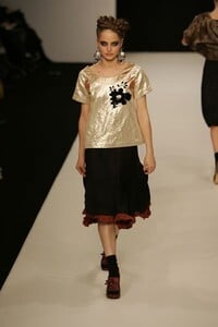 Clements-Ribeiro-FW2005-22.jpg