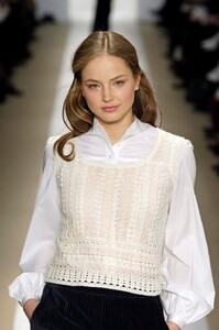 Cynthia-Steffe-FW2006-06.jpg