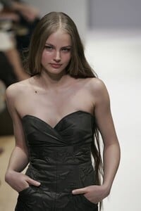 Emma-Cook-FW2005-32.jpg