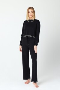 JACQUELINE-PULLOVER-AUBRIE-PANTS-CASHMERE-LOUNGE-WEAR-BLACK-1_6ad1cc3d-8aba-4f6e-bf9d-a342c5fc8b5c_1200x1800.jpeg