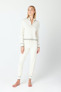 JUNE-HALF-ZIP-ALICEJOGGER-CASHMERE-LOUNGE-IVORY-2_1200x1800.jpeg