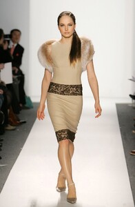 Jason-Wu-FW2006-02.jpg