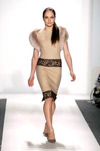 Jason-Wu-FW2006-06.jpg