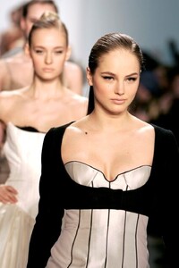 Jason-Wu-FW2006-20.jpg