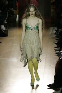 Jenny-Packham-FW2005-06.jpg