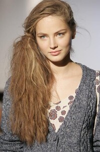 Jessica-Ogden-SS2006-04.jpg