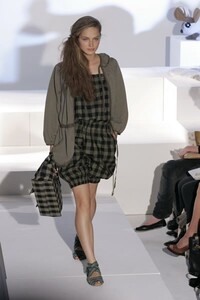 Jessica-Ogden-SS2006-12.jpg