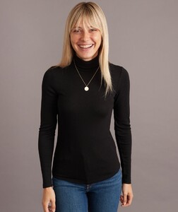 Lexi_Rib_Turtleneck_Black38574-Final_Web.thumb.jpg.5ffc51d635f0a36ae6347b81989535c7.jpg