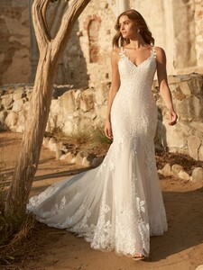 Maggie-Sottero-Canberra-Fit-and-Flare-Wedding-Dress-22MK003B01-Alt1-PL.jpg