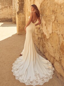Maggie-Sottero-Lomara-Sheath-Wedding-Dress-22MC534A01-Alt4-IV.jpg