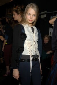Marc-by-Marc-Jacobs-FW2005-10.jpg