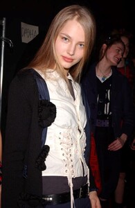 Marc-by-Marc-Jacobs-FW2005-12.jpg