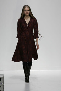 Margaret-Howell-FW2005-03.jpg