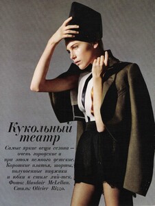 McLellan_Vogue_Russia_March_2010_01.thumb.jpg.82f7e09b088c8c4735a12efc1e0955f9.jpg