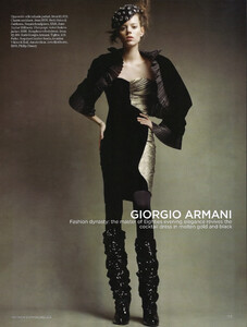 Milan_Demarchelier_UK_Vogue_August_2009_09.thumb.jpg.6098162cbb044ef62893f1f737a123f3.jpg