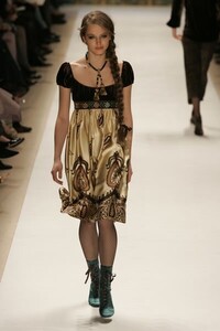 Nanette-Lepore-FW2005-06.jpg