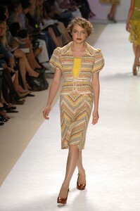 Nanette-Lepore-SS2006-02.jpg