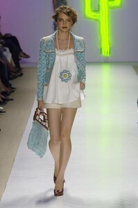 Nanette-Lepore-SS2006-21.jpg