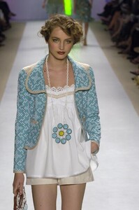 Nanette-Lepore-SS2006-23.jpg