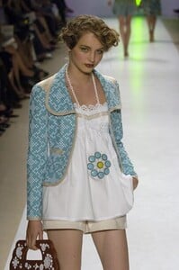 Nanette-Lepore-SS2006-25.jpg