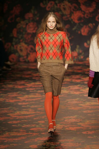 Paul-Smith-FW2005-04.jpg