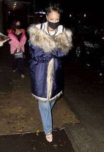 Rihanna---Seen-at-Carbone-Restaurant-in-NYC-01.jpg