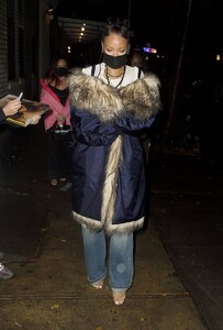 Rihanna---Seen-at-Carbone-Restaurant-in-NYC-12.jpg