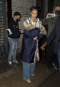 Rihanna---Seen-at-Carbone-Restaurant-in-NYC-31.jpg