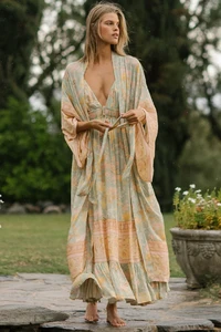 Spell-Butterfly-Maxi-Robe-Botanical-2J9A25571_2000x2000.jpg