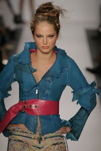 Venexiana-SS2006-22.jpg