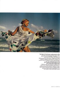 Vogue-UK-June-08-Girl-Friday-3.thumb.jpg.08d92006bdfb1dbbda3fd32bf4a1dc41.jpg