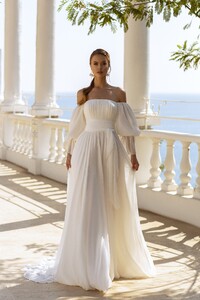 Wedding-dress-723-1-1.thumb.jpg.6efca1ff6ccd5070d8516a678eeb15c5.jpg