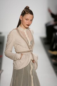 Willow-FW2006-12.jpg