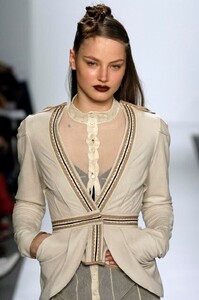 Willow-FW2006-17.jpg