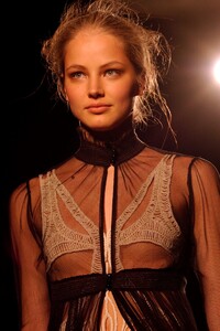 Willow-SS2006-19.jpg